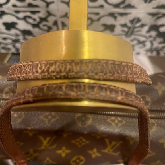 Fair Used Condition LOUIS VUITTON Papillon 26 Handbag - Picture 3 of 10